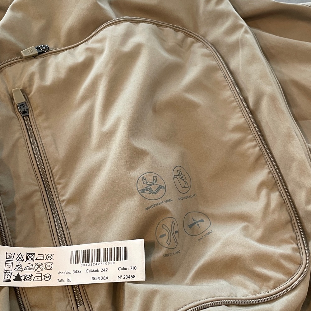 MASSIMO DUTTI packable lightweight Bomber Jacket … - image 12